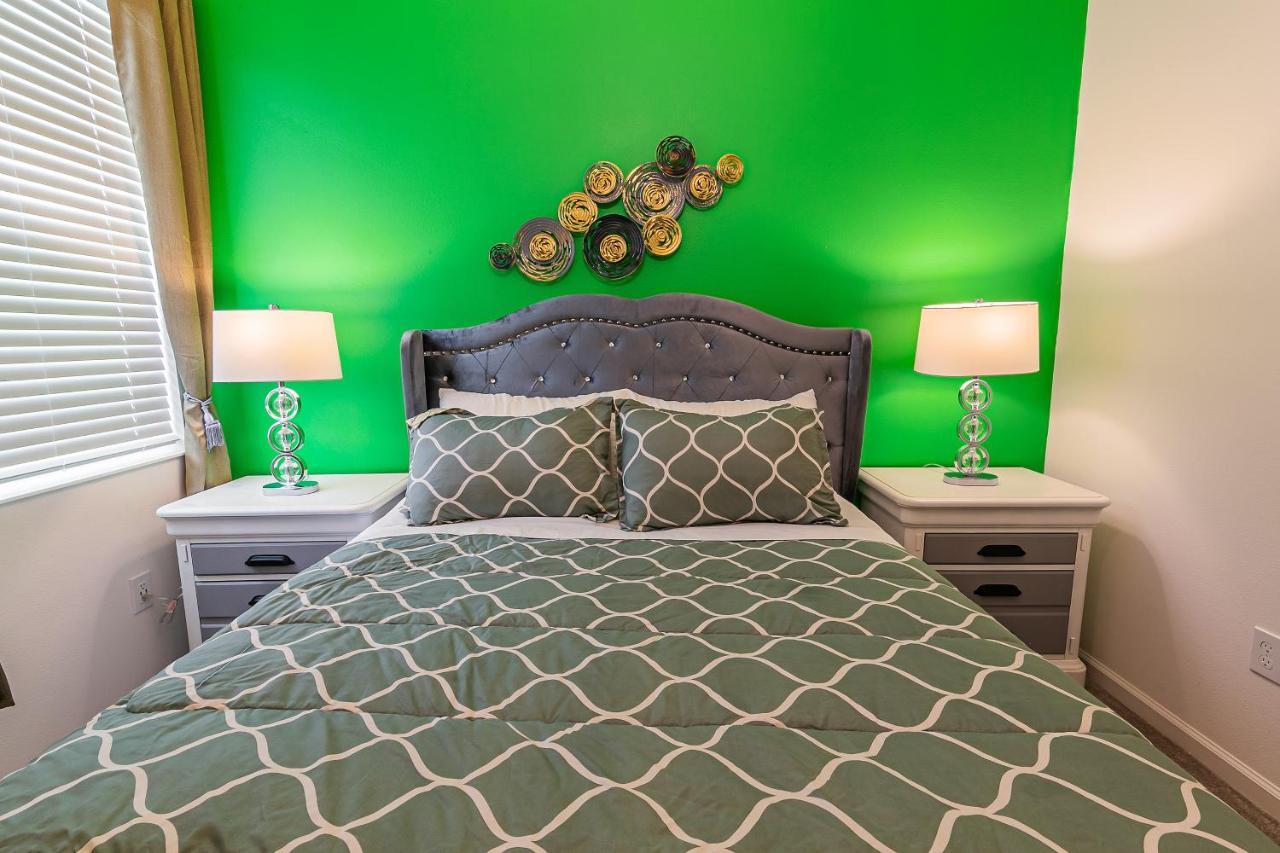 Luxury 12 Bedrooms Pool House 10 Min To Disney4630 Kissimmee Eksteriør billede